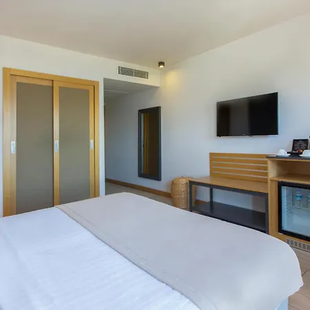 Senses - Adults Only מלון